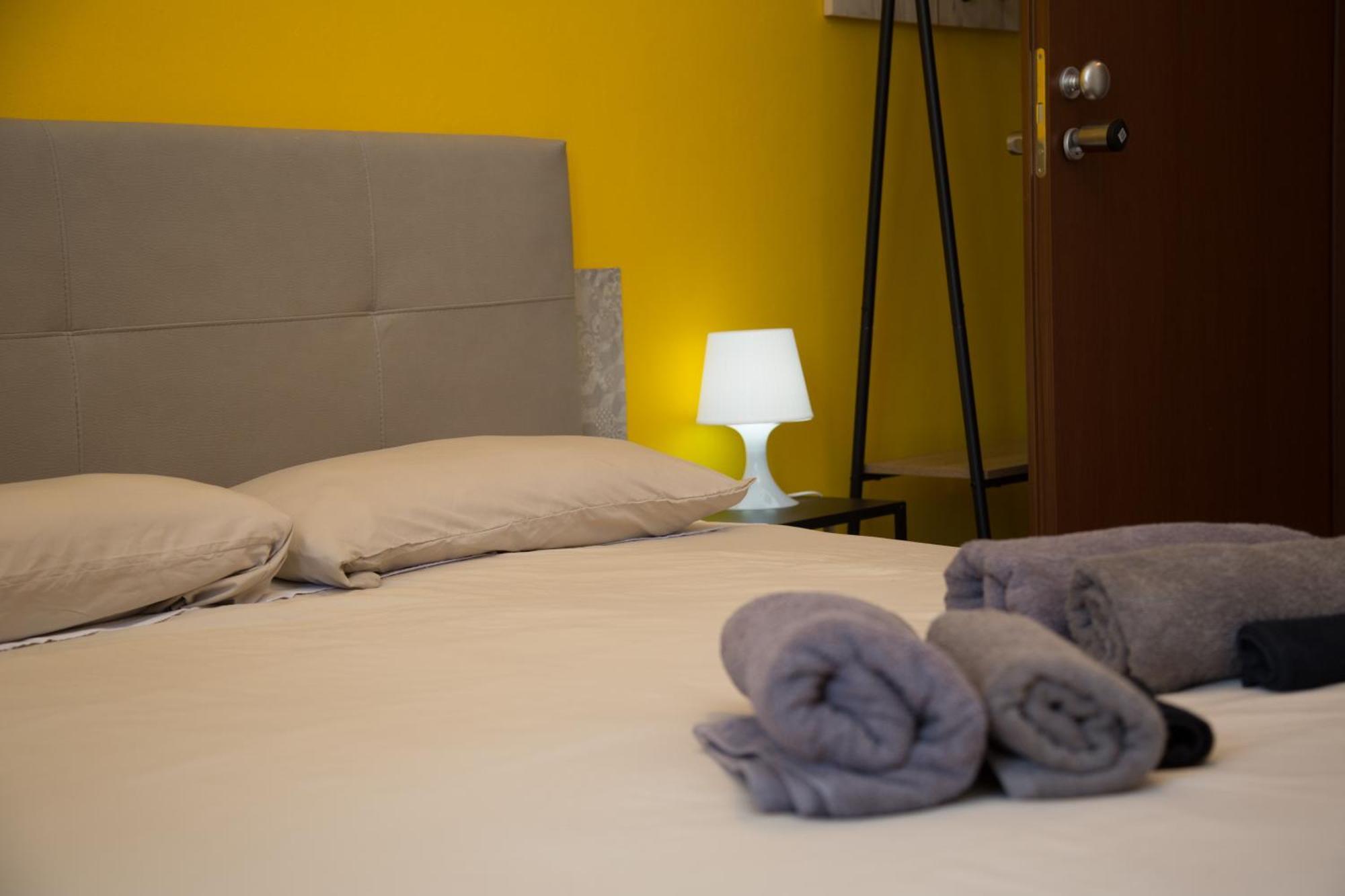 Guest House Turin Metro Young Zewnętrze zdjęcie