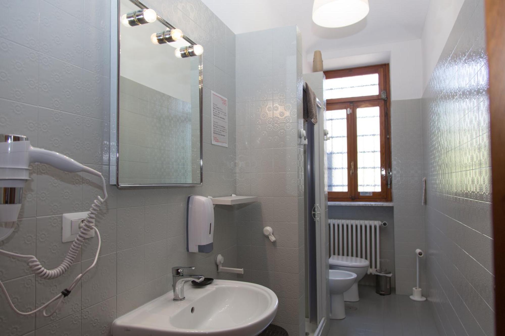 Guest House Turin Metro Young Zewnętrze zdjęcie