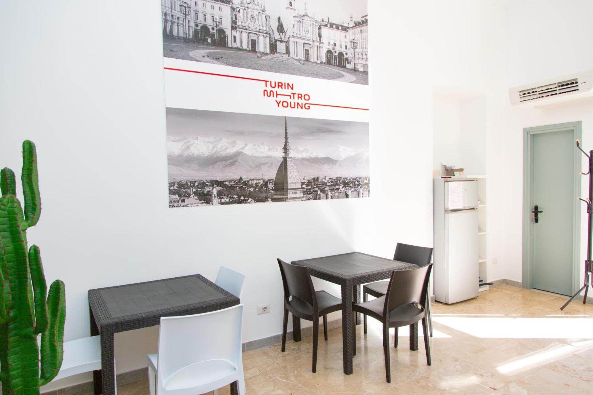 Guest House Turin Metro Young Zewnętrze zdjęcie